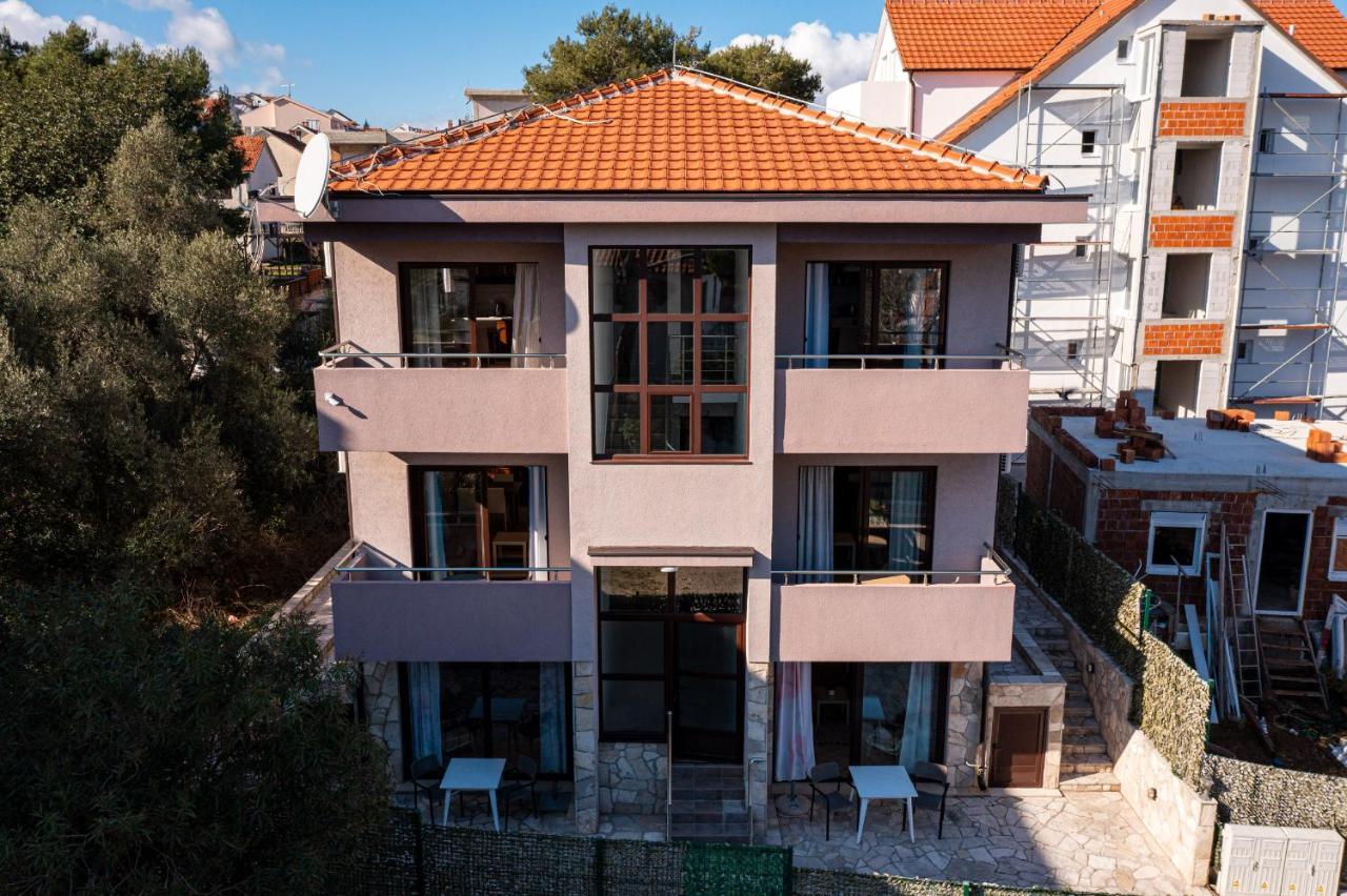 Apartments Svetlana Tivat Exterior photo