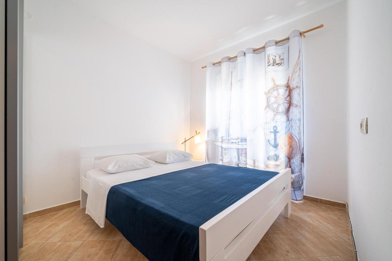 Apartments Svetlana Tivat Exterior photo