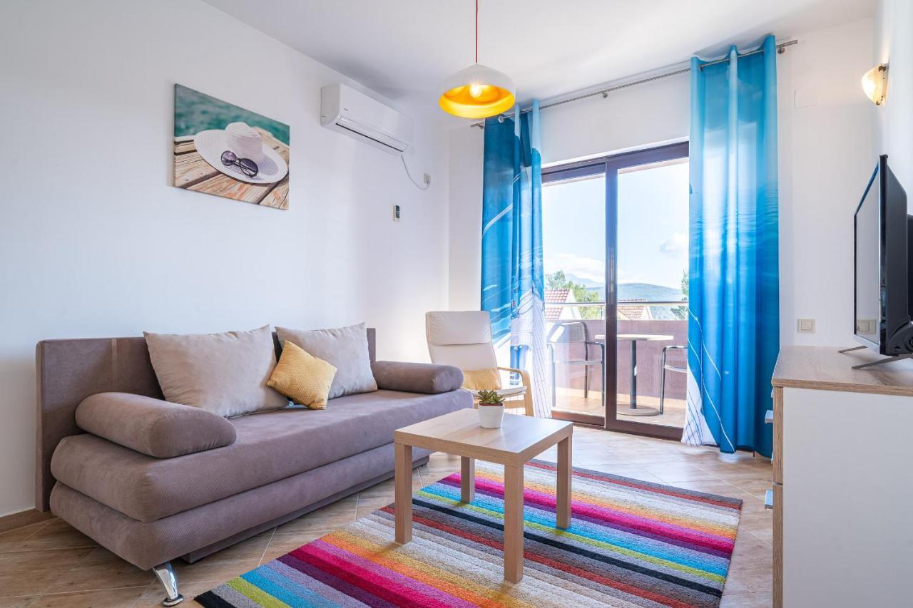 Apartments Svetlana Tivat Exterior photo